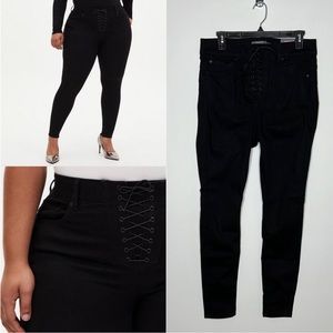 “NEW" Bombshell Black Skinny‎ Super Soft Lace Up Fly High-Rise Jeans